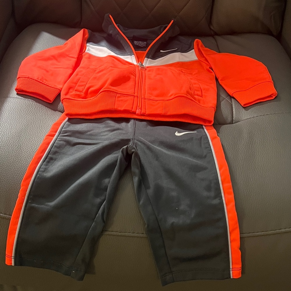2pc Nike Infant Tracksuit